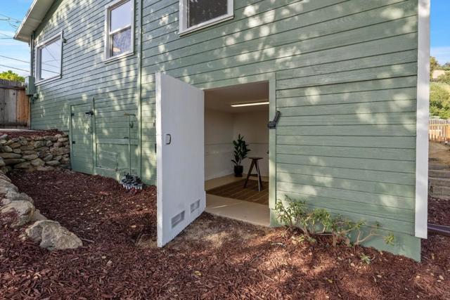 4160 Holly Drive, San Jose CA: https://media.crmls.org/mediaz/4e480185-6b91-4b6a-a6a5-a07cef1947a6.jpg