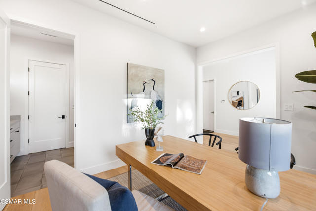 5 Bed Home for Sale in Sherman Oaks, California