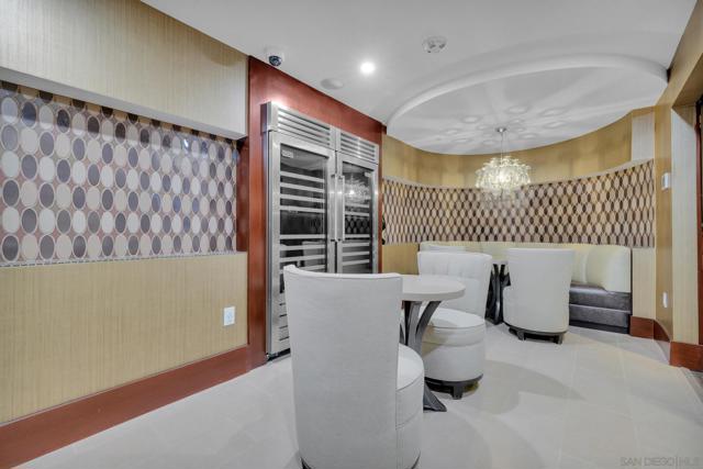 1325 Pacific Hwy, San Diego CA: https://media.crmls.org/mediaz/4e491d71-2337-445e-85e1-2e1dddf62d7e.jpg
