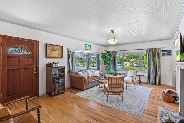 150 Darwin Street, Santa Cruz CA: https://media.crmls.org/mediaz/4e4a28e9-6a5d-4e55-b220-8b2fc43678d9.jpg