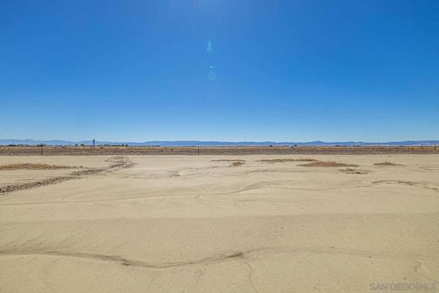 0 TBD, Rosamond CA: https://media.crmls.org/mediaz/4e4a7ce7-28b8-4806-805c-ed42d6bd654e.jpg