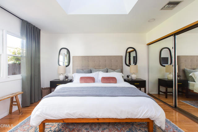 Detail Gallery Image 21 of 34 For 524 Glen Holly Dr, Pasadena,  CA 91105 - 2 Beds | 2 Baths