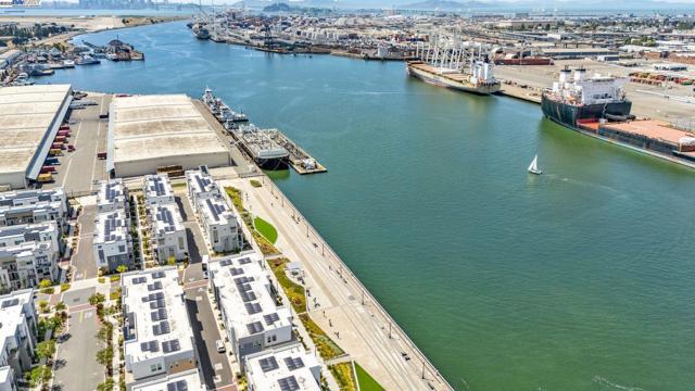 2866 Crusader st, Alameda CA: https://media.crmls.org/mediaz/4e4b22c1-49b2-4c04-8176-57a144d106e2.jpg
