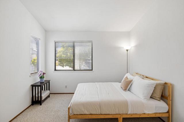 43 Appian Way, South San Francisco CA: https://media.crmls.org/mediaz/4e4b4a28-8016-4812-aa14-8e0b87b54324.jpg
