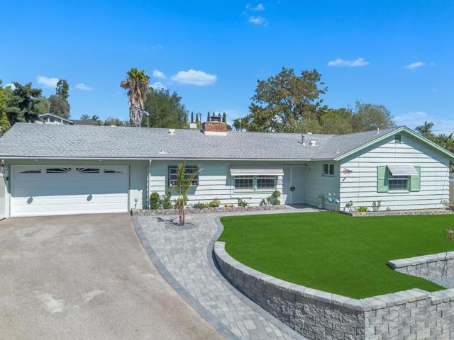 1545 Meadow, El Cajon CA: https://media.crmls.org/mediaz/4e4b9bde-bfe4-4bd7-a542-cee734759567.jpg
