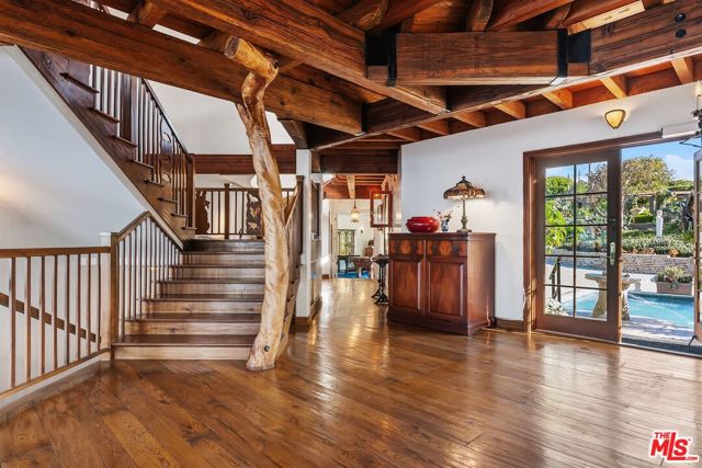 7007 Birdview Avenue, Malibu CA: https://media.crmls.org/mediaz/4e4bb81d-fa1e-405b-b92d-aedf99141e10.jpg