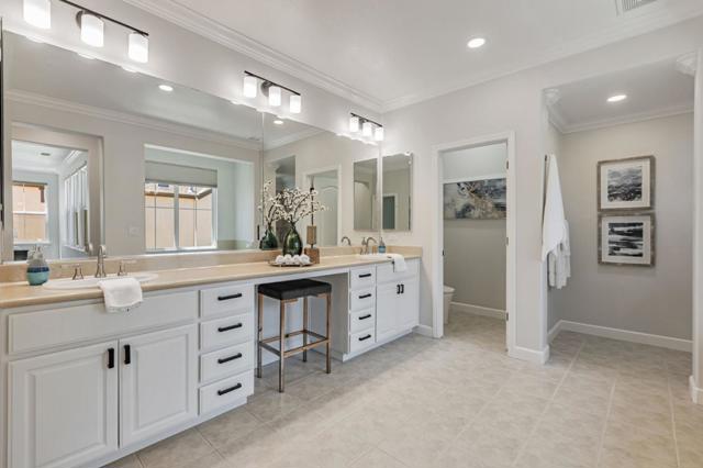 841 E River Parkway, Santa Clara CA: https://media.crmls.org/mediaz/4e4bf164-f68d-4e7e-bb42-1be4d54a5858.jpg