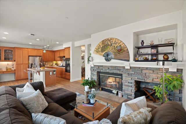 36487 Dijon Drive, Newark CA: https://media.crmls.org/mediaz/4e4c7b4e-a65e-4ca7-aaa5-953749f9b795.jpg