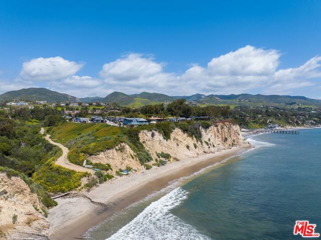45 Paradise Cove Road, Malibu, California 90265, 2 Bedrooms Bedrooms, ,2 BathroomsBathrooms,Residential,For Sale,Paradise Cove,24403293