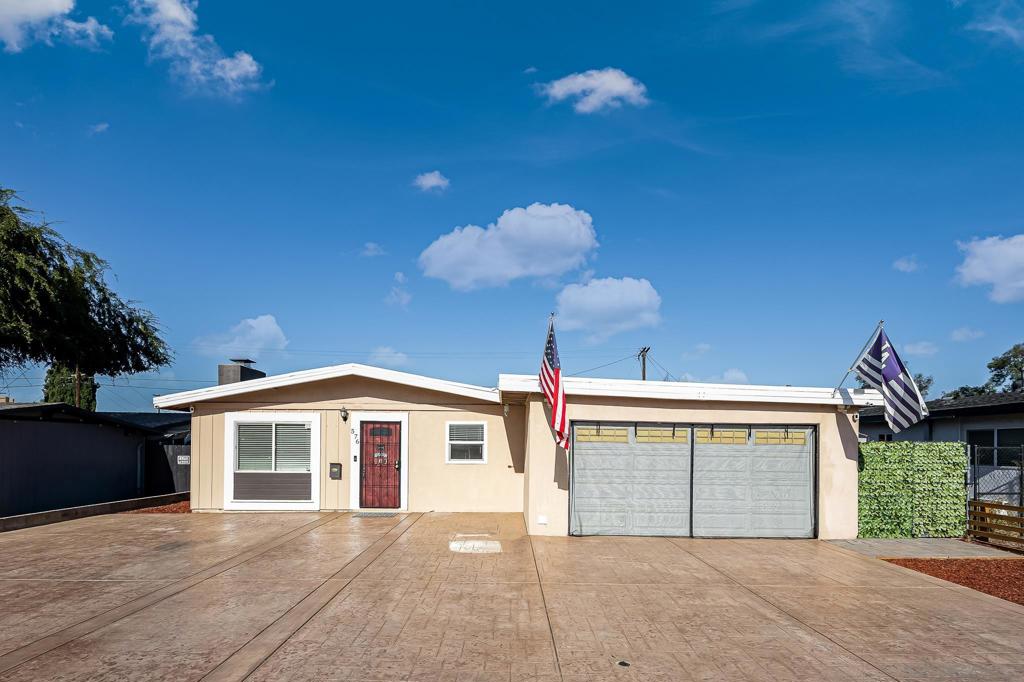576 Jeffree St
