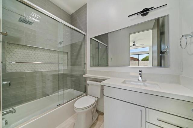 78525 Orcabessa Drive, Bermuda Dunes CA: https://media.crmls.org/mediaz/4e52fe9d-69be-4ec8-a093-7515527ebbf1.jpg