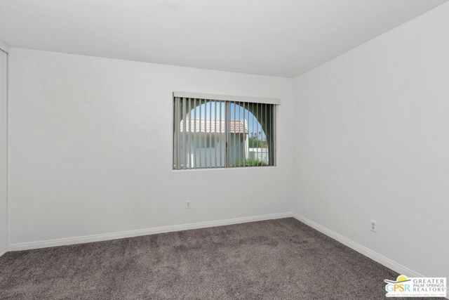 1852 N Mira Loma Way, Palm Springs CA: https://media.crmls.org/mediaz/4e534869-ed15-4730-96d5-254d34d4e07f.jpg