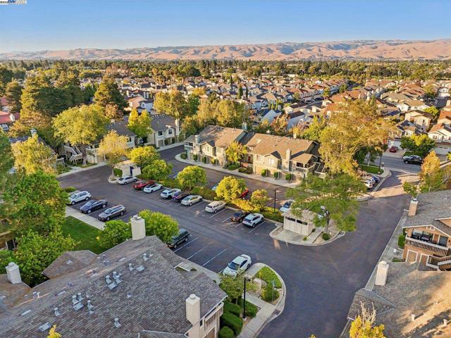 34627 Pueblo Terrace, Fremont CA: https://media.crmls.org/mediaz/4e5529b1-39a1-469a-bc2e-196ba1ac5a27.jpg