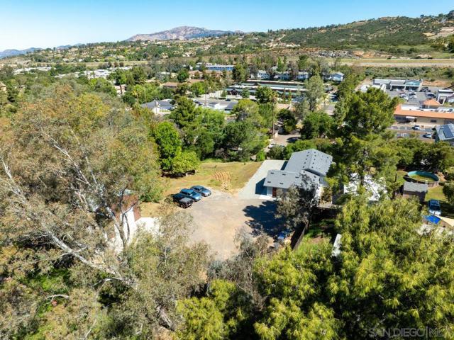 1450 1452 Rock Terrace, Alpine CA: https://media.crmls.org/mediaz/4e555714-f6cf-4d00-b603-08ba08e7096c.jpg