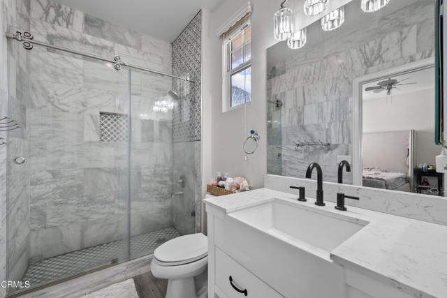 2012 Keltic Lodge Drive, Oxnard CA: https://media.crmls.org/mediaz/4e55e938-0a0a-4033-909b-6307c35e2b9d.jpg