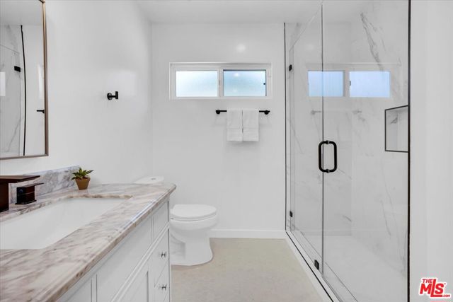 14642 Runnymede Street, Van Nuys CA: https://media.crmls.org/mediaz/4e569b52-f68f-4bba-8ac3-00d00e48ef64.jpg