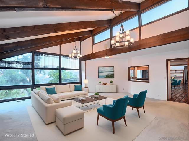 1077 VISTA MADERA LANE, El Cajon CA: https://media.crmls.org/mediaz/4e57f247-ae4a-410f-859f-249d5d7dd242.jpg