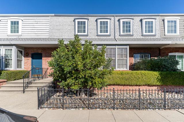 523 Maple Street, San Mateo CA: https://media.crmls.org/mediaz/4e5855a8-9ff2-48a1-90fe-2cafc31c75cb.jpg