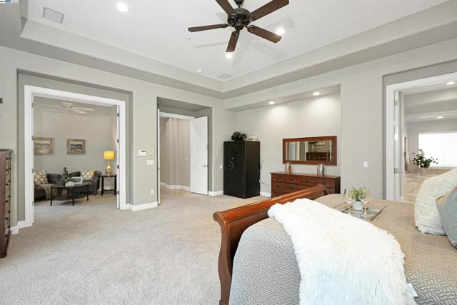 964 Piemonte Dr, Pleasanton CA: https://media.crmls.org/mediaz/4e592b48-9dfa-40db-9236-ad5663045dd1.jpg