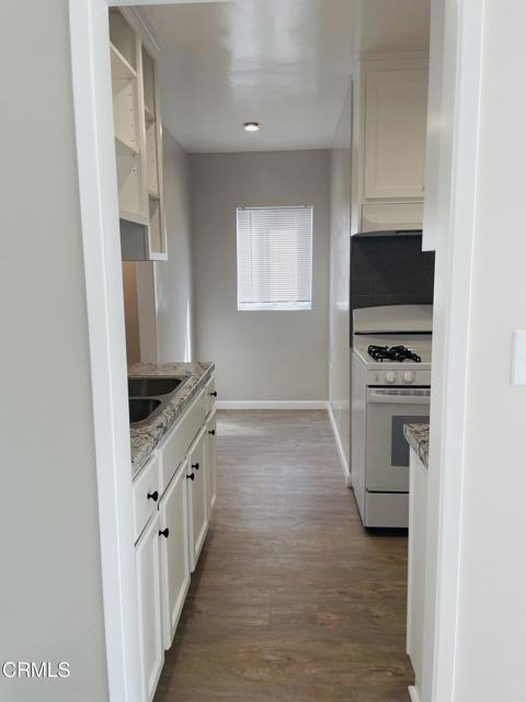 836 Fischer Street, Glendale CA: https://media.crmls.org/mediaz/4e597a47-e929-4346-b58e-0d0c05a4f29c.jpg