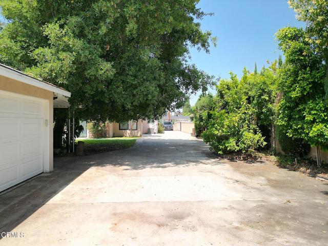 5026 Doreen Avenue, Temple City CA: https://media.crmls.org/mediaz/4e59e05e-f328-439d-afd4-4186804a3a04.jpg