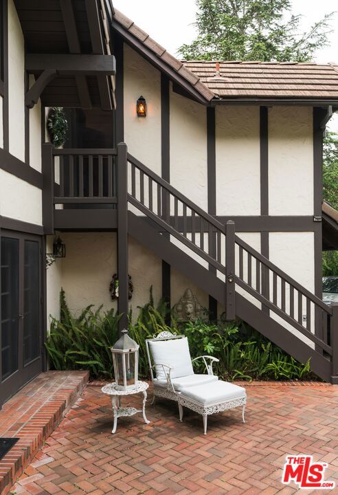 4385 Via Presada, Santa Barbara CA: https://media.crmls.org/mediaz/4e5a8db5-7f75-40fe-8451-7a180c5f3056.jpg