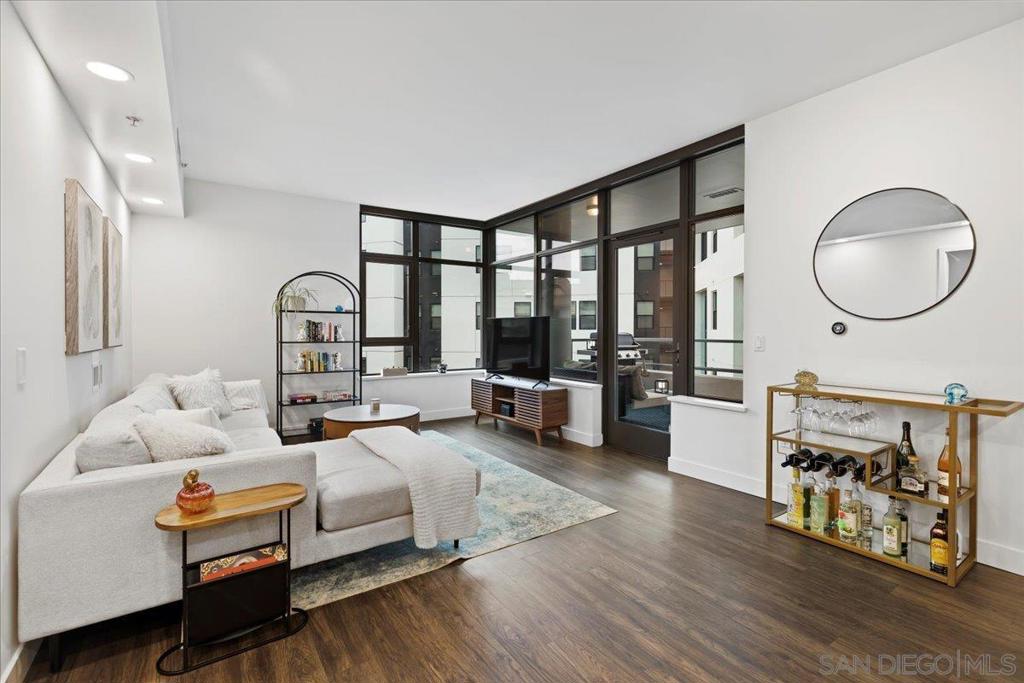 1441 9th Ave - photo 2