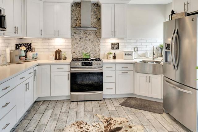 Detail Gallery Image 2 of 21 For 1105 Bostonia, El Cajon,  CA 92021 - 2 Beds | 1 Baths