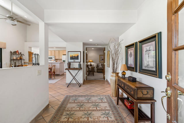 73259 Boxthorn Lane, Palm Desert CA: https://media.crmls.org/mediaz/4e5b214f-3f76-48d7-86ee-22bcc17eaec9.jpg