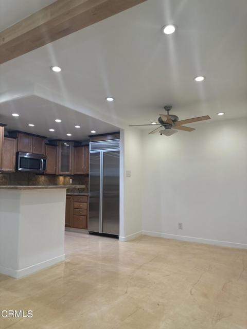 Detail Gallery Image 9 of 16 For 15511 Sherman Way #35,  Van Nuys,  CA 91406 - 1 Beds | 1 Baths