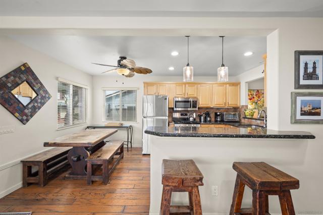 715 Toulon Ct, Outside Area (Inside Ca) CA: https://media.crmls.org/mediaz/4e5b7b2a-1497-424a-904d-cf5cd1a69b5e.jpg