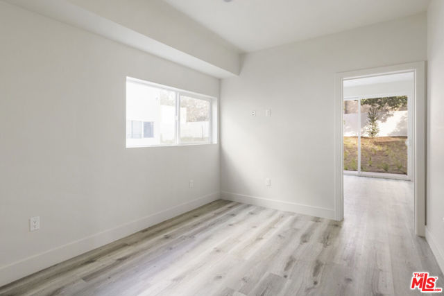 3210 1/2 Verdugo Road, Los Angeles CA: https://media.crmls.org/mediaz/4e5bf7fd-2a8d-43fb-ac91-0c24f603f305.jpg