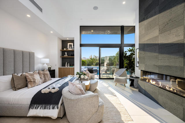 160 Kiva Drive, Palm Desert CA: https://media.crmls.org/mediaz/4e5cdf09-f5ad-4664-9422-cfa8cf96af5b.jpg