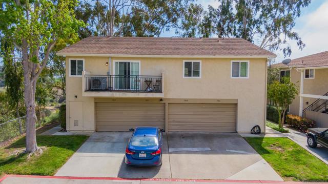 7915 Camino Kiosco, San Diego CA: https://media.crmls.org/mediaz/4e5dc06e-c2bf-490a-9d9a-518a76c91f81.jpg