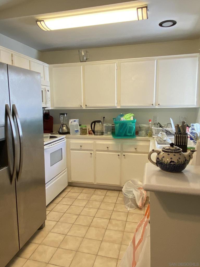 2425 Cranston Dr. - photo 6