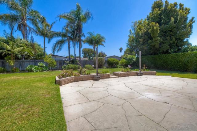 1729 Lahoud, Cardiff by the Sea CA: https://media.crmls.org/mediaz/4e5e7ec8-53d8-4d4b-9fec-ef2e39d4e2a8.jpg