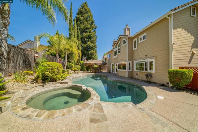 Image 57 of 60 For 812 Beaver Creek Ct