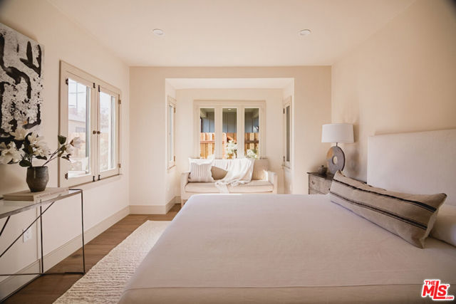 11026 Hortense Street, North Hollywood CA: https://media.crmls.org/mediaz/4e5f4bd2-42c8-49d2-a44a-219efbb052a8.jpg