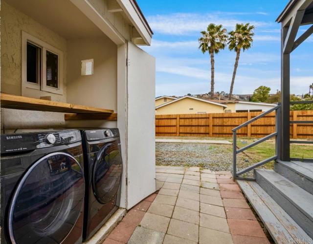 821 Maria Avenue, Spring Valley CA: https://media.crmls.org/mediaz/4e5fbe7d-b1fc-4dbe-954b-500664c575e6.jpg