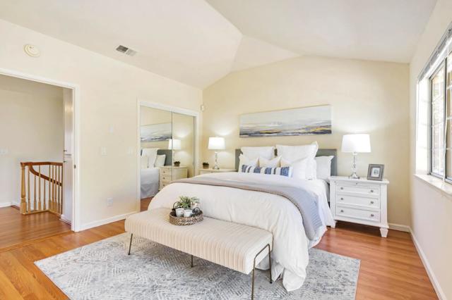10 Tyrella Court, Mountain View CA: https://media.crmls.org/mediaz/4e60df34-c639-4cf4-a715-6745d6ea9d42.jpg