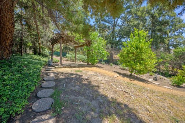 3668 El Grande Drive, San Jose CA: https://media.crmls.org/mediaz/4e61aba8-ec06-42b9-8940-c1014b446c37.jpg