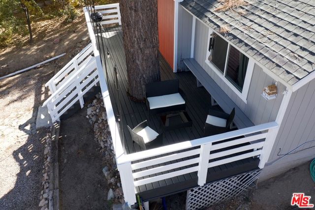 2337 Lookout Drive,  CA: https://media.crmls.org/mediaz/4e625f28-6ee7-41a4-b6cf-7a66d1807695.jpg