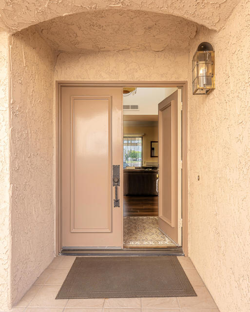 68697 Cll Tortosa, Cathedral City CA: https://media.crmls.org/mediaz/4e627d40-27b0-4be4-b7aa-e2894dc7dd42.jpg