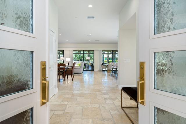 9 Furman Court, Rancho Mirage CA: https://media.crmls.org/mediaz/4e62a7e0-654b-4951-84cc-0f5e8e5098ce.jpg
