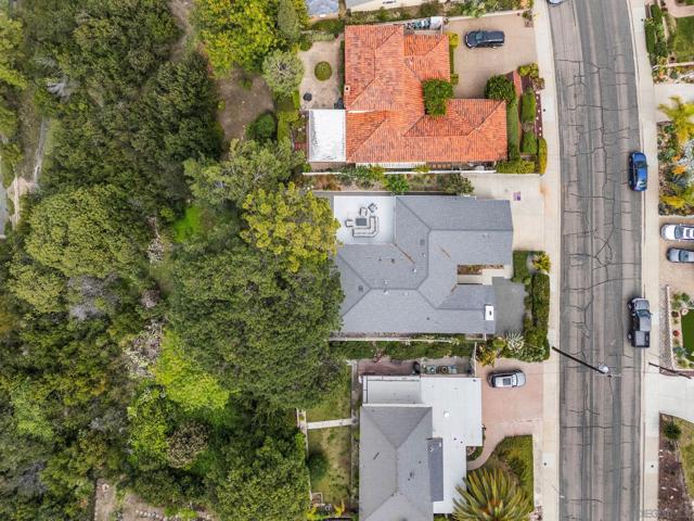 5632 Lone Star Drive, San Diego CA: https://media.crmls.org/mediaz/4e6338f4-737c-4893-ae0c-c4a40fbf2de0.jpg