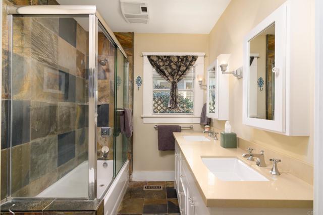 Detail Gallery Image 20 of 44 For 3915 Falcon St, San Diego,  CA 92103 - 3 Beds | 3 Baths