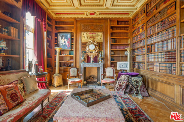 761 Bel Air Road, Los Angeles CA: https://media.crmls.org/mediaz/4e686ed6-807b-4984-b0d1-40e9f1482a2b.jpg