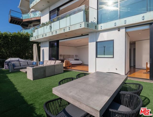 Drew Fenton | 17816 Porto Marina Way Pacific Palisades CA | MLS: 7418600