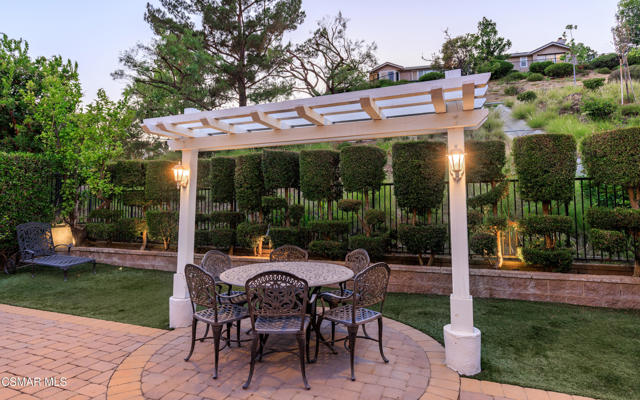 20769 Lugano Way, Porter Ranch CA: https://media.crmls.org/mediaz/4e694155-2e0d-40b3-a525-4b088bc8254b.jpg