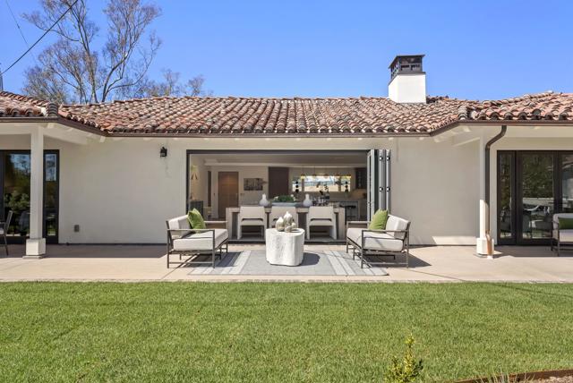 Detail Gallery Image 2 of 20 For 5927 Linea Del Cielo #-ELM,  Rancho Santa Fe,  CA 92067 - 2 Beds | 2/1 Baths